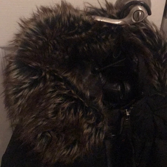 Furry coat - Picture 2 of 3